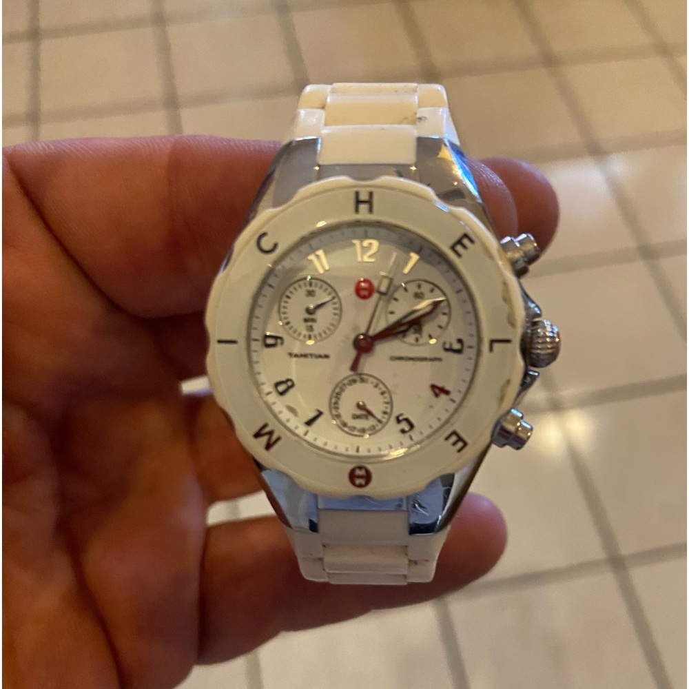 Ladies Michele Watch does not currently run. May just need a battery??